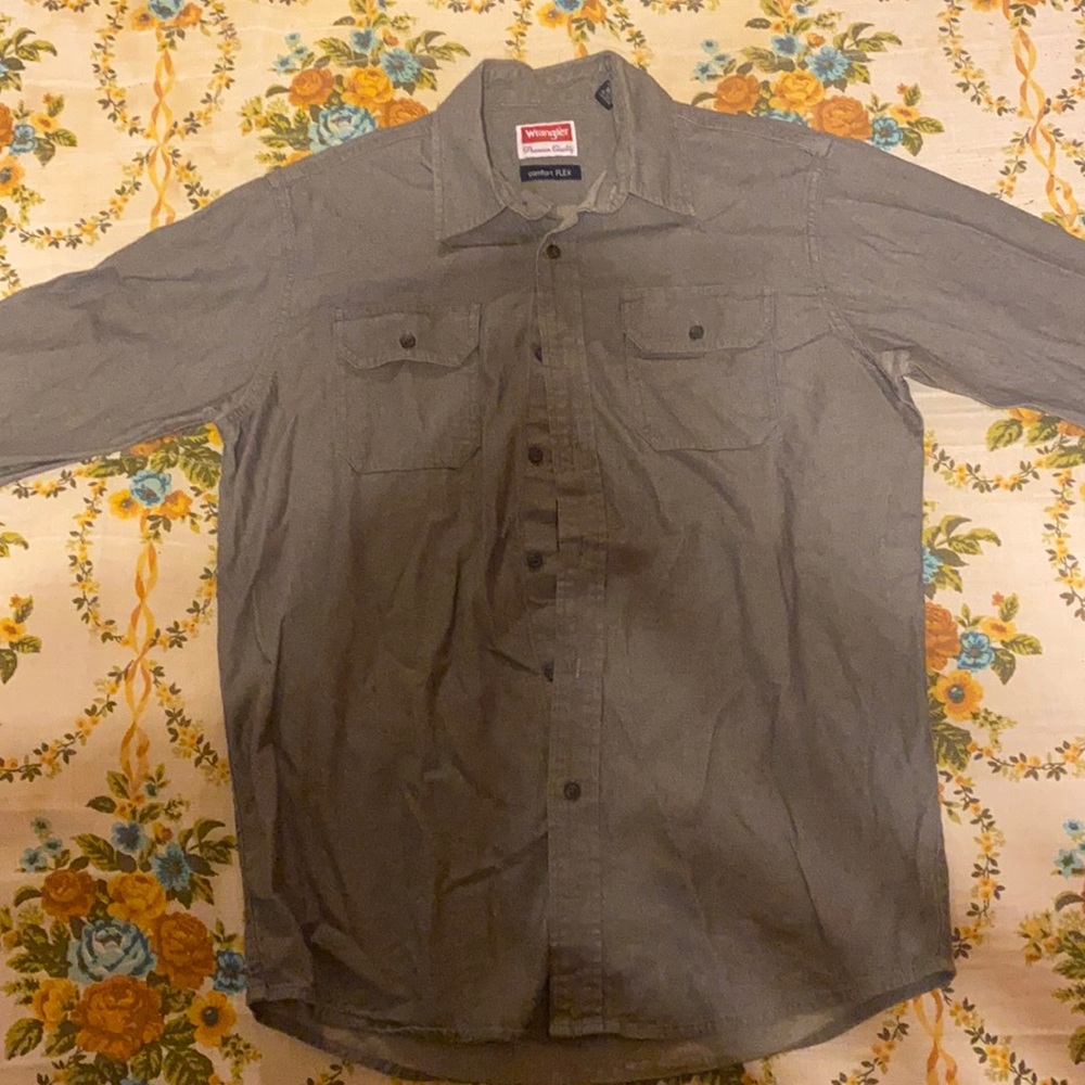 Wrangler button up